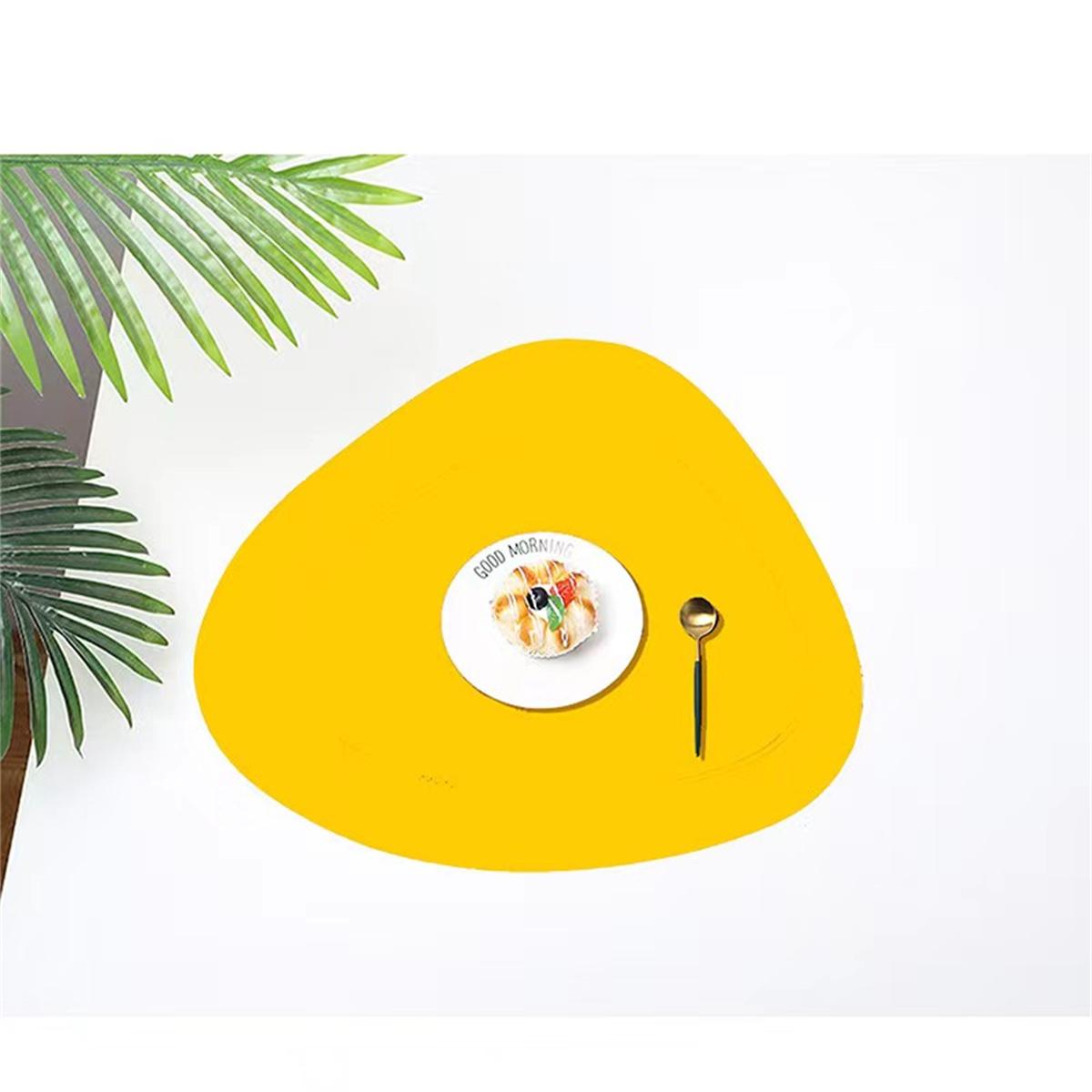 Набор из 4 салфеток и подставок из искусственной кожи, термостойкий, водонепроницаемый, моющийся, легко чистящийся настольный коврик, нескользящие противоскользящие салфетки для ужина Set of 4
Набор из 4 салфеток и подставок из искусственной кожи, термостойкий, водонепроницаемый, моющийся, легко чистящийся настольный коврик, нескользящие противоскользящие салфетки для ужина Set of 4