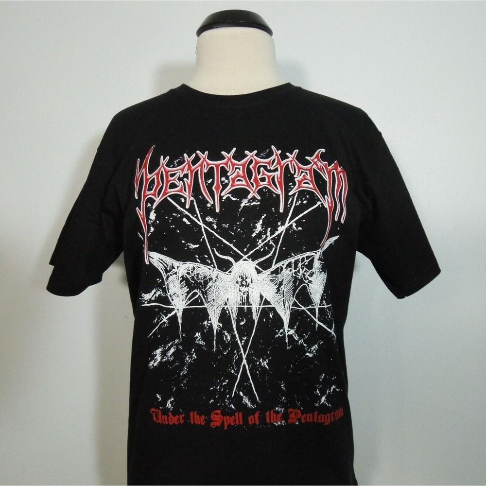 PENTAGRAM Chile Under The Spell S SMALL T-Shirt Black Band Logo Unisex T-Shirt XXXL
PENTAGRAM Chile Under The Spell S SMALL T-Shirt Black Band Logo Unisex T-Shirt XXXL
