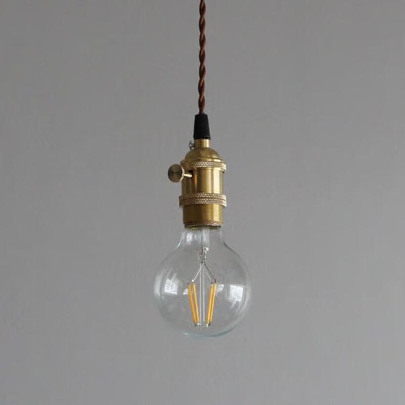 Single Head Edison Bulb Pendant Lamp
Single Head Edison Bulb Pendant Lamp