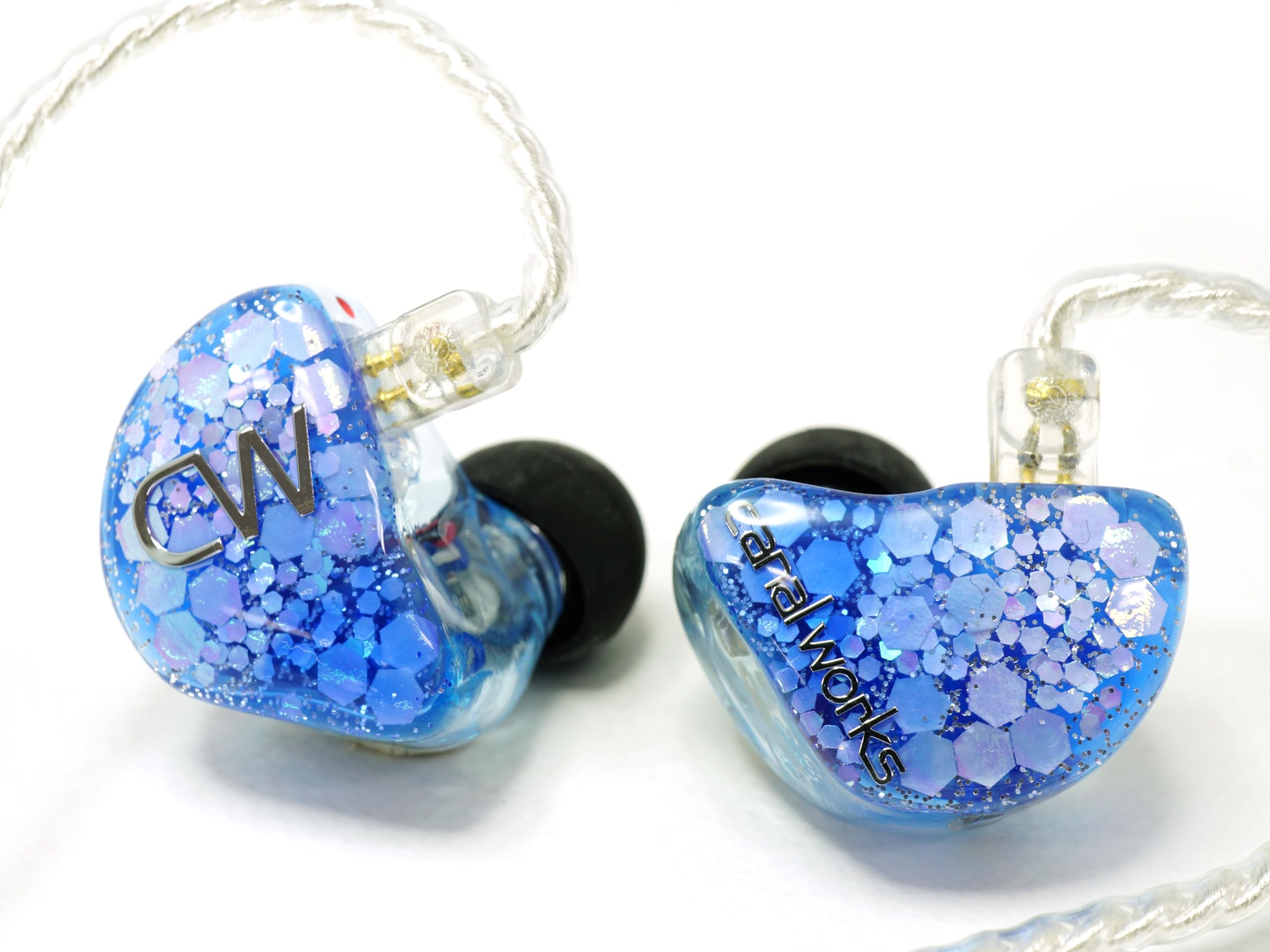 Canal Works Universal Monitor Limited Edition Blue Snow Wired 2pin Earphones Universal Monitor In-Ear CW-U17QD 3.5mm 2way/6driver In-Ear
Canal Works Universal Monitor Limited Edition Blue Snow Wired 2pin Earphones Universal Monitor In-Ear CW-U17QD 3.5mm 2way/6driver In-Ear