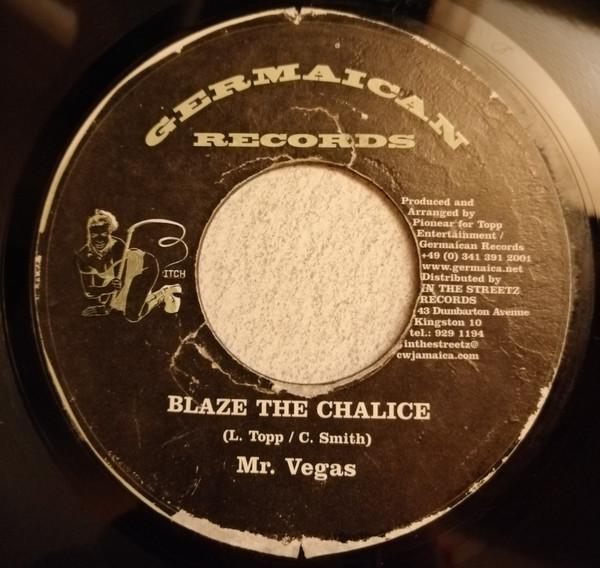 7inch Record MR. VEGAS / TOLGA & GENERAL DEGREE - Blaze The Chalice / Hot Girls NONE Germaican Recor Jamaica Reggae, Ska & Dub Used
7inch Record MR. VEGAS / TOLGA & GENERAL DEGREE - Blaze The Chalice / Hot Girls NONE Germaican Recor Jamaica Reggae, Ska & Dub Used