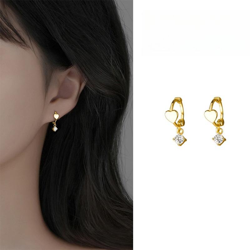 Heart Zirconia Earrings Women s INS Niche Design High-end Autumn Winter Temperament Back-to-school Ambience Trendy Daily Jewelry
Heart Zirconia Earrings Women s INS Niche Design High-end Autumn Winter Temperament Back-to-school Ambience Trendy Daily Jewelry