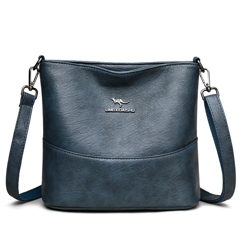 Bucket bag women s handbag high-end texture fashionable soft leather practical middle-aged mother large-capacity shoulder bag синий
Bucket bag women s handbag high-end texture fashionable soft leather practical middle-aged mother large-capacity shoulder bag синий