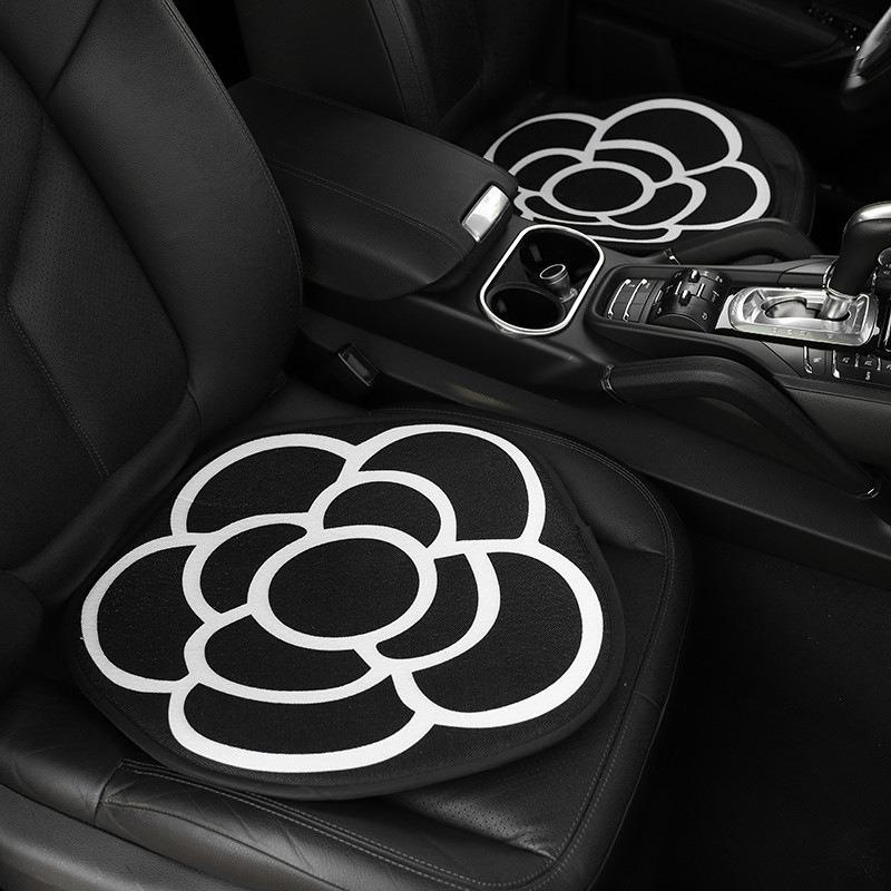 Camellia Car Seat Cushion Winter Plush Printing Car Three Piece Set Seat Cushion Car Four Seasons Universal Seat Cushion Female
Camellia Car Seat Cushion Winter Plush Printing Car Three Piece Set Seat Cushion Car Four Seasons Universal Seat Cushion Female