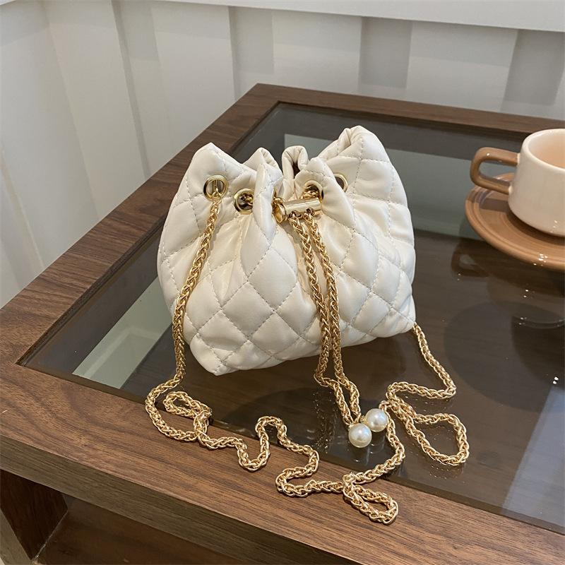 Сумка Niche Design женская 2024 весна новая модная сумка с цепочкой из бриллиантов сумка через плечо простая сумка-ведро белый