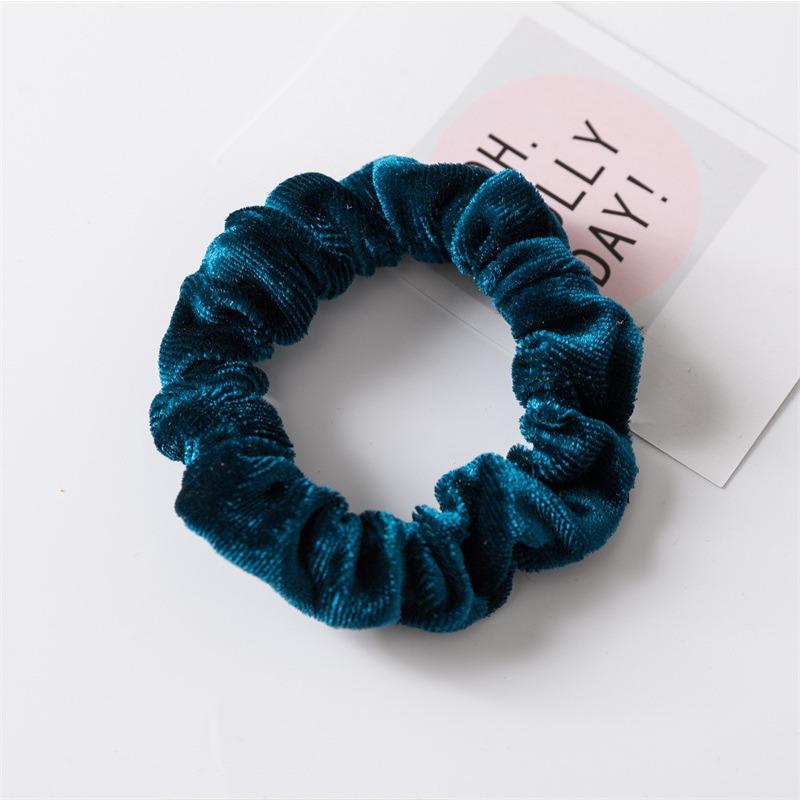 New Simple Velvet Adjustable Hairband with Elastic Stretch Strap and Seamless Large Loop for Women s Head Accessories, Suitable for All Occasions. темно-зелений колір
New Simple Velvet Adjustable Hairband with Elastic Stretch Strap and Seamless Large Loop for Women s Head Accessories, Suitable for All Occasions. темно-зелений колір