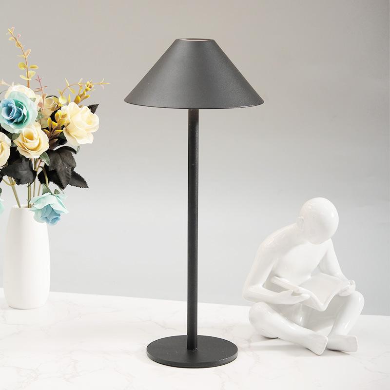 Iron Table Lamp Touch Control 3 Brightness Adjustable Bedroom Bedside Night Light Ivory White
Iron Table Lamp Touch Control 3 Brightness Adjustable Bedroom Bedside Night Light Ivory White