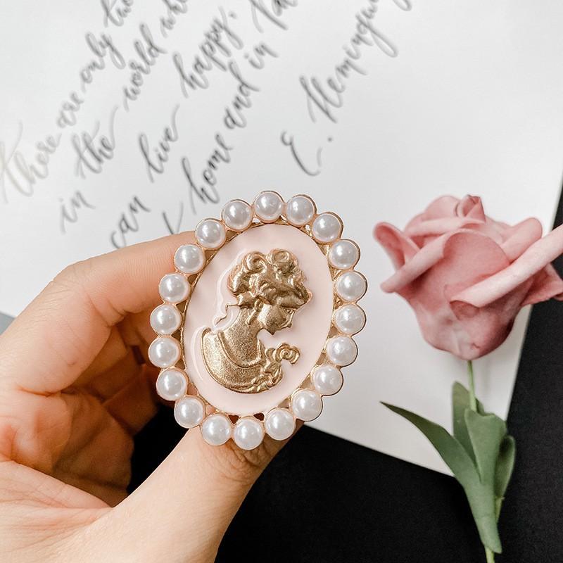 Pearl Beauty Avatar Lazy Stand Electroplating Bright Surface Adhesive Airbag Foldable Mobile Phone Tablet Universal
Pearl Beauty Avatar Lazy Stand Electroplating Bright Surface Adhesive Airbag Foldable Mobile Phone Tablet Universal