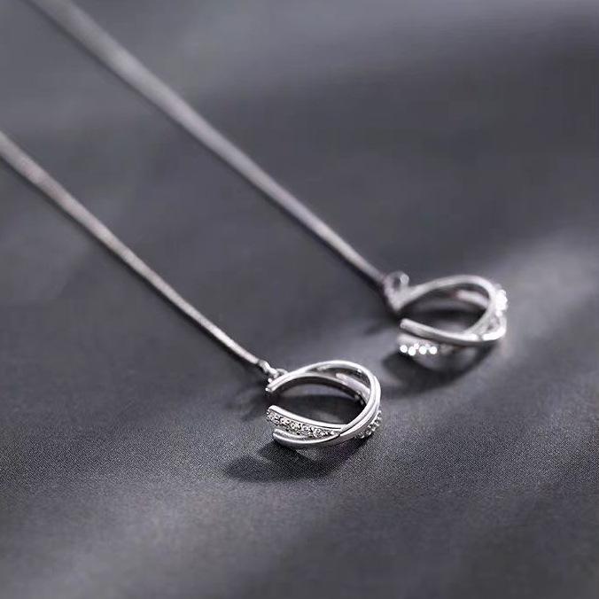 2024 Trendy Textured Sterling Silver Ear Cuffs and Threads: Summer Stud Earrings for Women 925 Silver
2024 Trendy Textured Sterling Silver Ear Cuffs and Threads: Summer Stud Earrings for Women 925 Silver