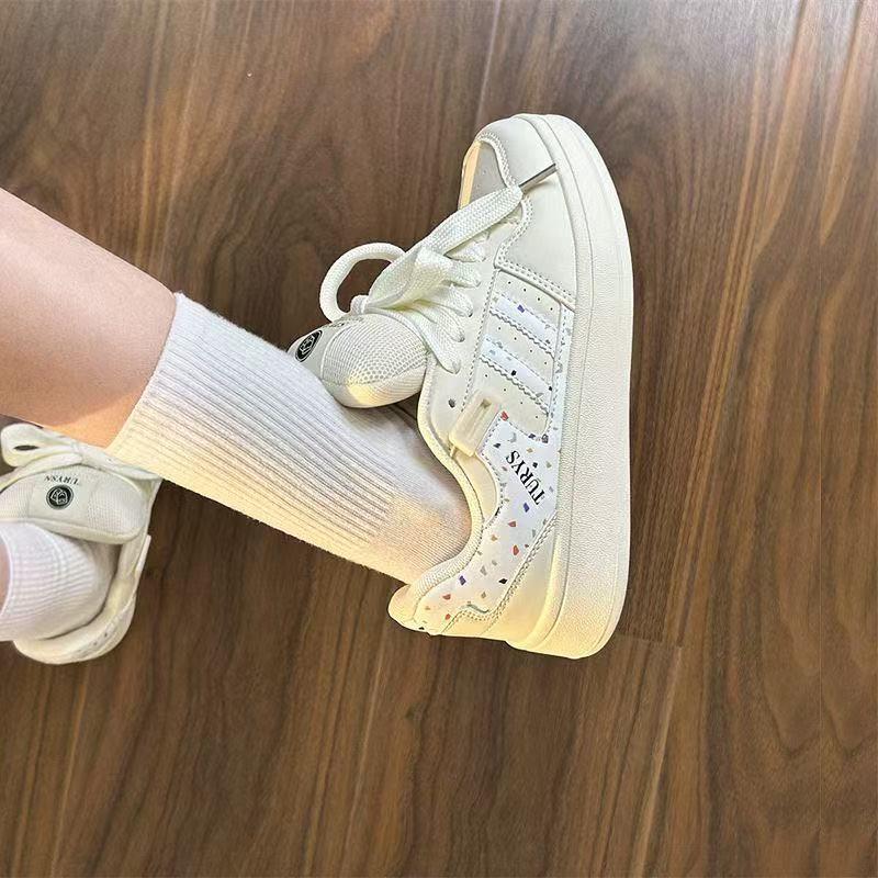 Niche original beige color matching printed bread shoes new versatile sports board shoes casual white shoes 40 білий
Niche original beige color matching printed bread shoes new versatile sports board shoes casual white shoes 40 білий