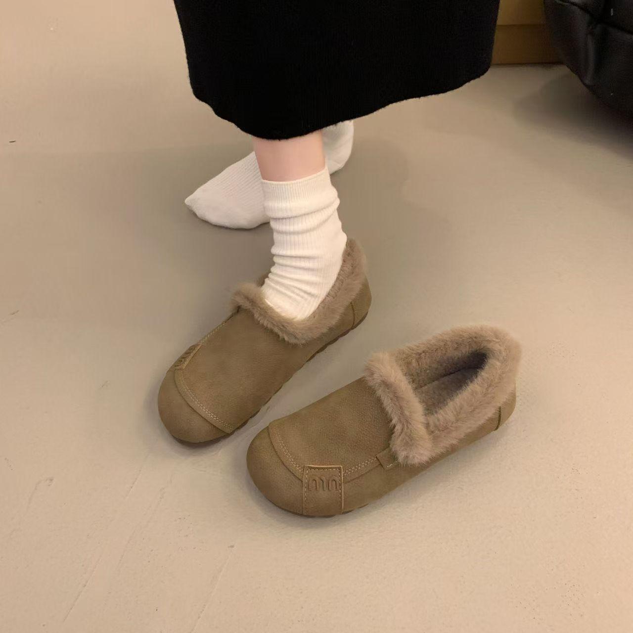 2024 winter new outer wear non-slip low-heeled soft-soled warm cotton shoes flat-soled velvet warm one-pedal cotton shoes women 35
2024 winter new outer wear non-slip low-heeled soft-soled warm cotton shoes flat-soled velvet warm one-pedal cotton shoes women 35