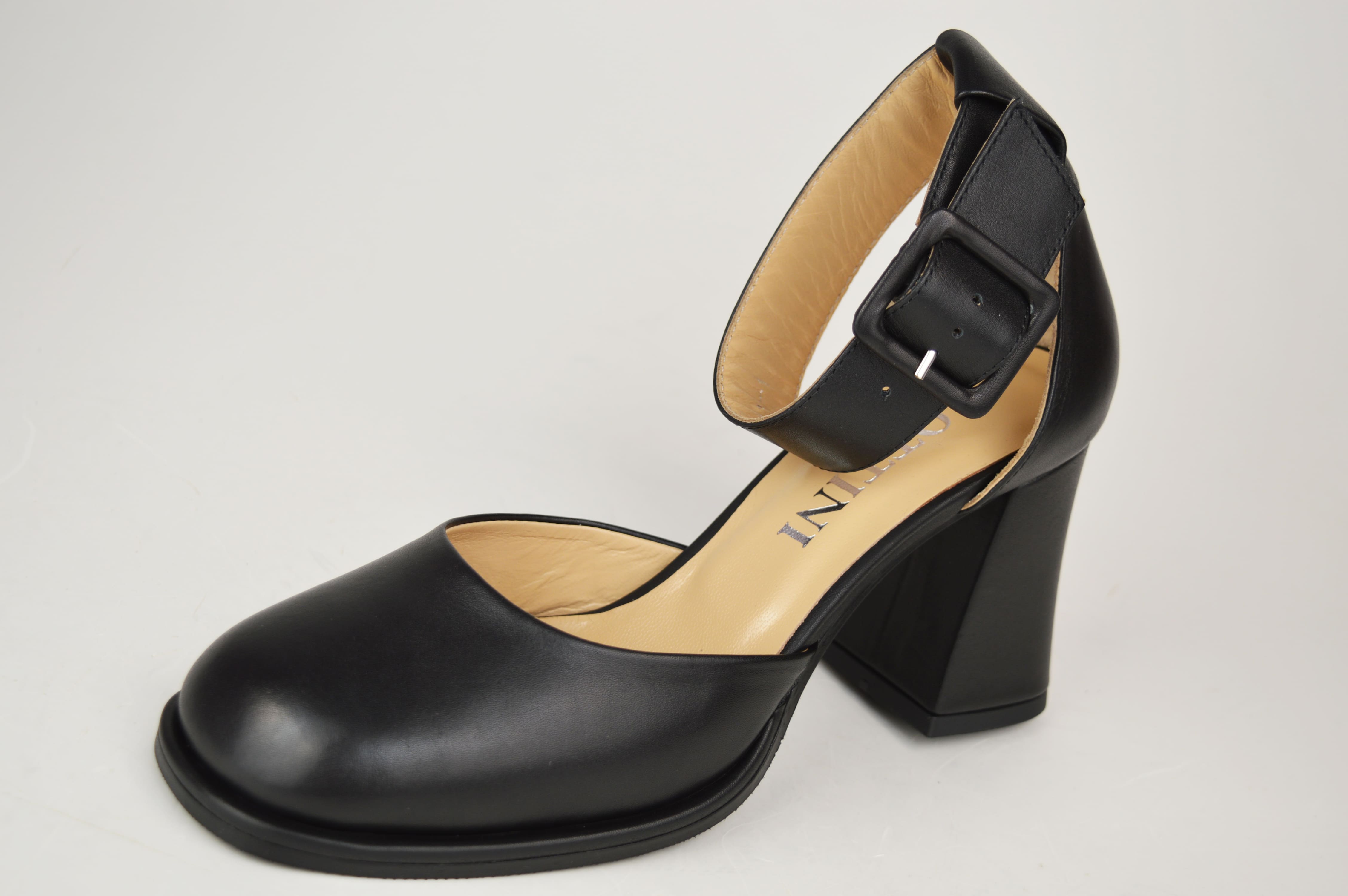 Туфлі весняні на підборах Lottini 538511 37 Чорні шкіра 38 чорний
Туфлі весняні на підборах Lottini 538511 37 Чорні шкіра 38 чорний