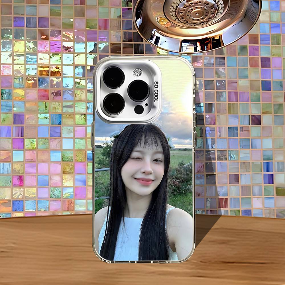 Singer C-Chuu For iPhone 17,16,15,14,13,12,X,8,Pro,Max,Plus,SE4,Air,Mini Anti-Slip Design White IMD Matte Case iPhone17promax
Singer C-Chuu For iPhone 17,16,15,14,13,12,X,8,Pro,Max,Plus,SE4,Air,Mini Anti-Slip Design White IMD Matte Case iPhone17promax