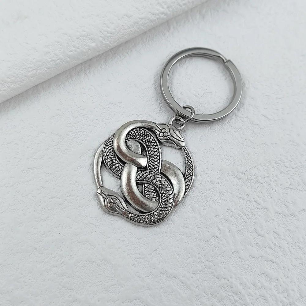 Vintage Keychain Silvery Round Double Snake Key Chains Alloy Animal Keyring Personalized Gothic Jewelry Men s Car Accessories
Vintage Keychain Silvery Round Double Snake Key Chains Alloy Animal Keyring Personalized Gothic Jewelry Men s Car Accessories