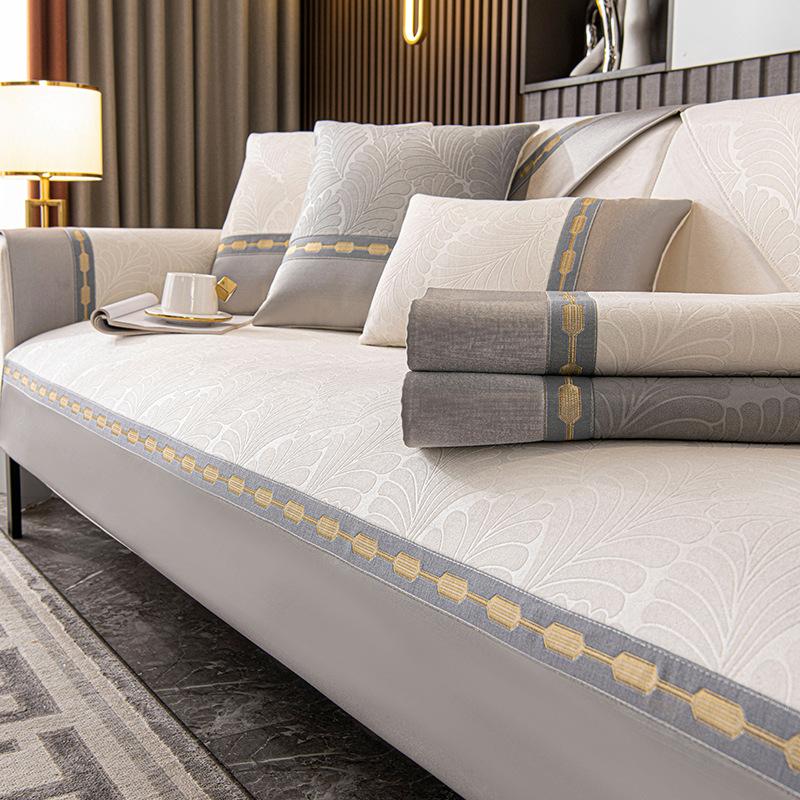 Light Luxury Chenille Sofa Cushion Non-Slip Stain-Resistant Four Seasons Universal High Sense with Princess Position 70*70cm
Light Luxury Chenille Sofa Cushion Non-Slip Stain-Resistant Four Seasons Universal High Sense with Princess Position 70*70cm