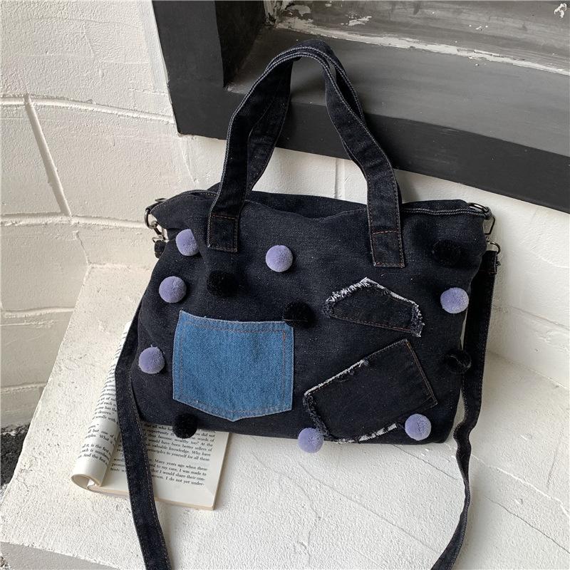 Trendy Denim Shoulder Bag Large Capacity Fashiable and Versatile Crossbody Bag with Color Blocking and Pompom Commuting Bag чёрный
Trendy Denim Shoulder Bag Large Capacity Fashiable and Versatile Crossbody Bag with Color Blocking and Pompom Commuting Bag чёрный