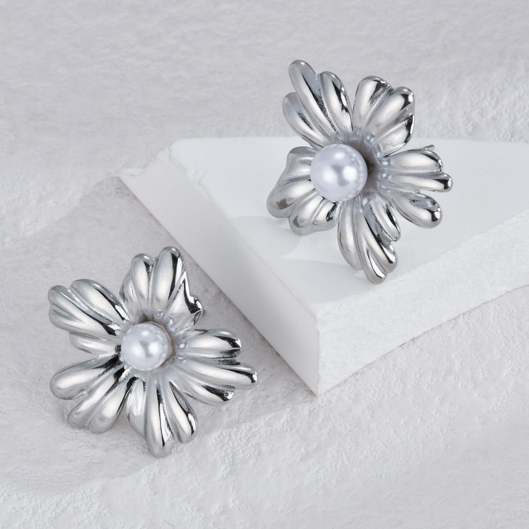 Atoztide Fashion Flower Earrings for Women Stainless Steel Trenday Irregular Imtation Pearl Stud Earring Birthday Jewelry Gift
Atoztide Fashion Flower Earrings for Women Stainless Steel Trenday Irregular Imtation Pearl Stud Earring Birthday Jewelry Gift
