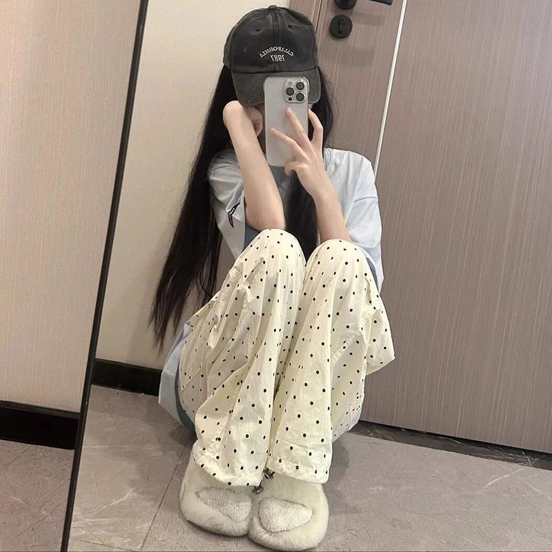 2025 Women s High-Waist Ice Silk Polka Dot Wide-Leg Pants by Yamamoto 2XL (126-145 lbs)
2025 Women s High-Waist Ice Silk Polka Dot Wide-Leg Pants by Yamamoto 2XL (126-145 lbs)