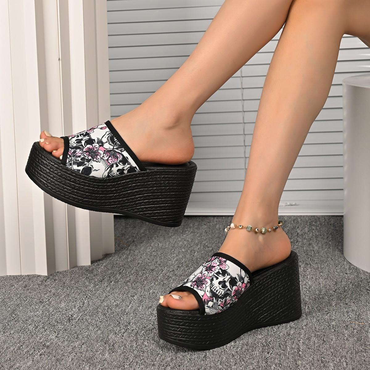 French large size wedged slippers women s 2024 new casual and versatile outer wear open-toed foreign trade one-word wedged slippers 36
French large size wedged slippers women s 2024 new casual and versatile outer wear open-toed foreign trade one-word wedged slippers 36
