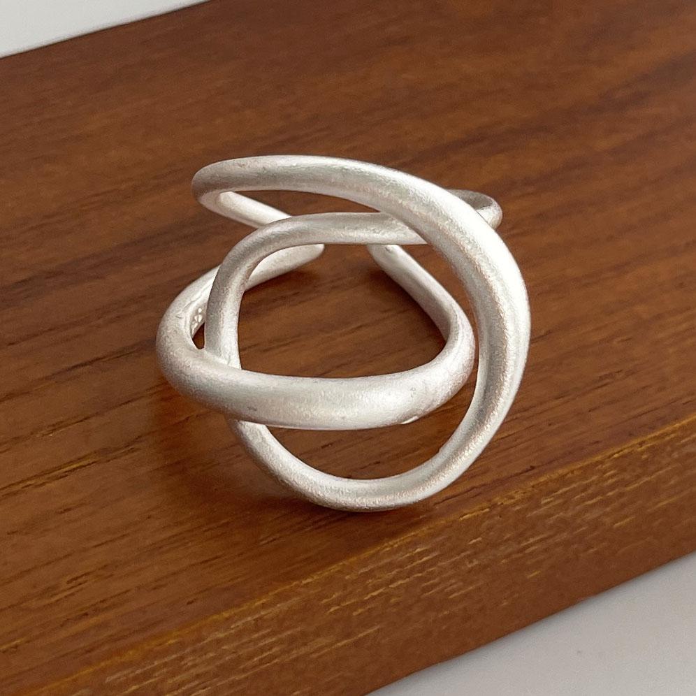 925 Sterling Silver Rings for Women Couple Minimalist Handmade Simple Gold Inter Cross Ring Fine Jewelry Gift Prevent Allergy resizable
925 Sterling Silver Rings for Women Couple Minimalist Handmade Simple Gold Inter Cross Ring Fine Jewelry Gift Prevent Allergy resizable