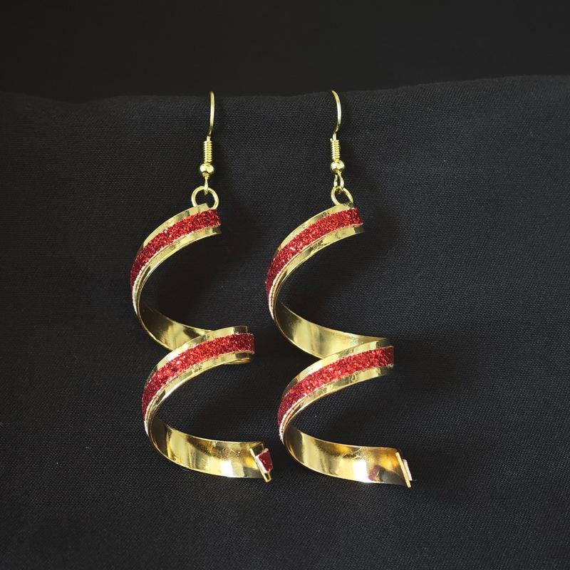 Green Red Spiral Hook Earrings for Women Rhinestone Gold Color Metal Twisted Long Hanging Earrings Bohemian Exaggerated Jewelry красный
Green Red Spiral Hook Earrings for Women Rhinestone Gold Color Metal Twisted Long Hanging Earrings Bohemian Exaggerated Jewelry красный