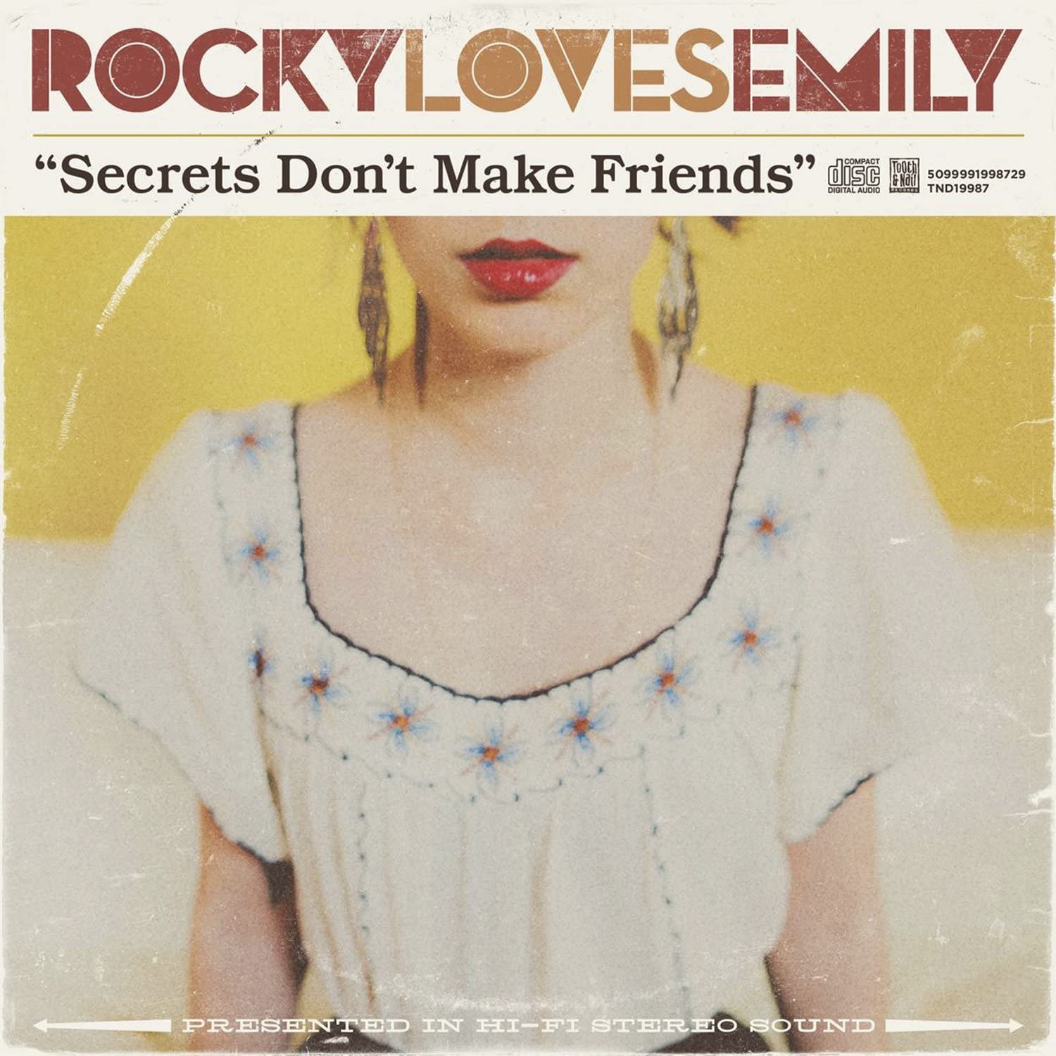 CD ROCKY LOVES EMILY - Secrets Don t Make Friends 5099991998729,T Tooth & Nail Re 2012 US Rock Used
CD ROCKY LOVES EMILY - Secrets Don t Make Friends 5099991998729,T Tooth & Nail Re 2012 US Rock Used