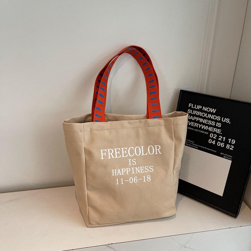 Simple texture, fashionable and casual women s shoulder bag, niche design, autumn new bag 2025 personalized tote bag хакі
Simple texture, fashionable and casual women s shoulder bag, niche design, autumn new bag 2025 personalized tote bag хакі