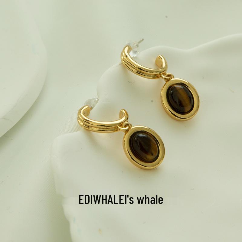 Maillard 22k Gold-Plated Tiger Eye Vintage Stud Earrings - Exquisite Spring Street Style Fashionista Design верблюжий коричневого
Maillard 22k Gold-Plated Tiger Eye Vintage Stud Earrings - Exquisite Spring Street Style Fashionista Design верблюжий коричневого