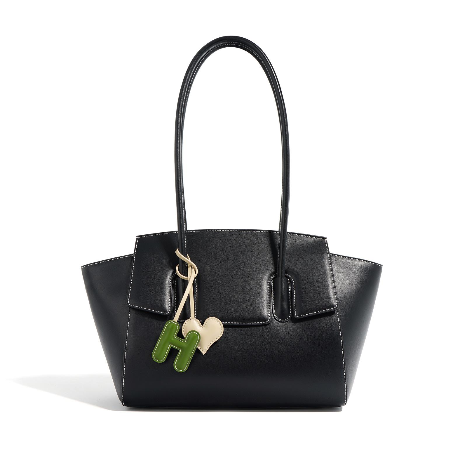Large Capacity Leather Tote Portable Armpit Bag Commuting Versatile Simple Big Eye Bag
Large Capacity Leather Tote Portable Armpit Bag Commuting Versatile Simple Big Eye Bag