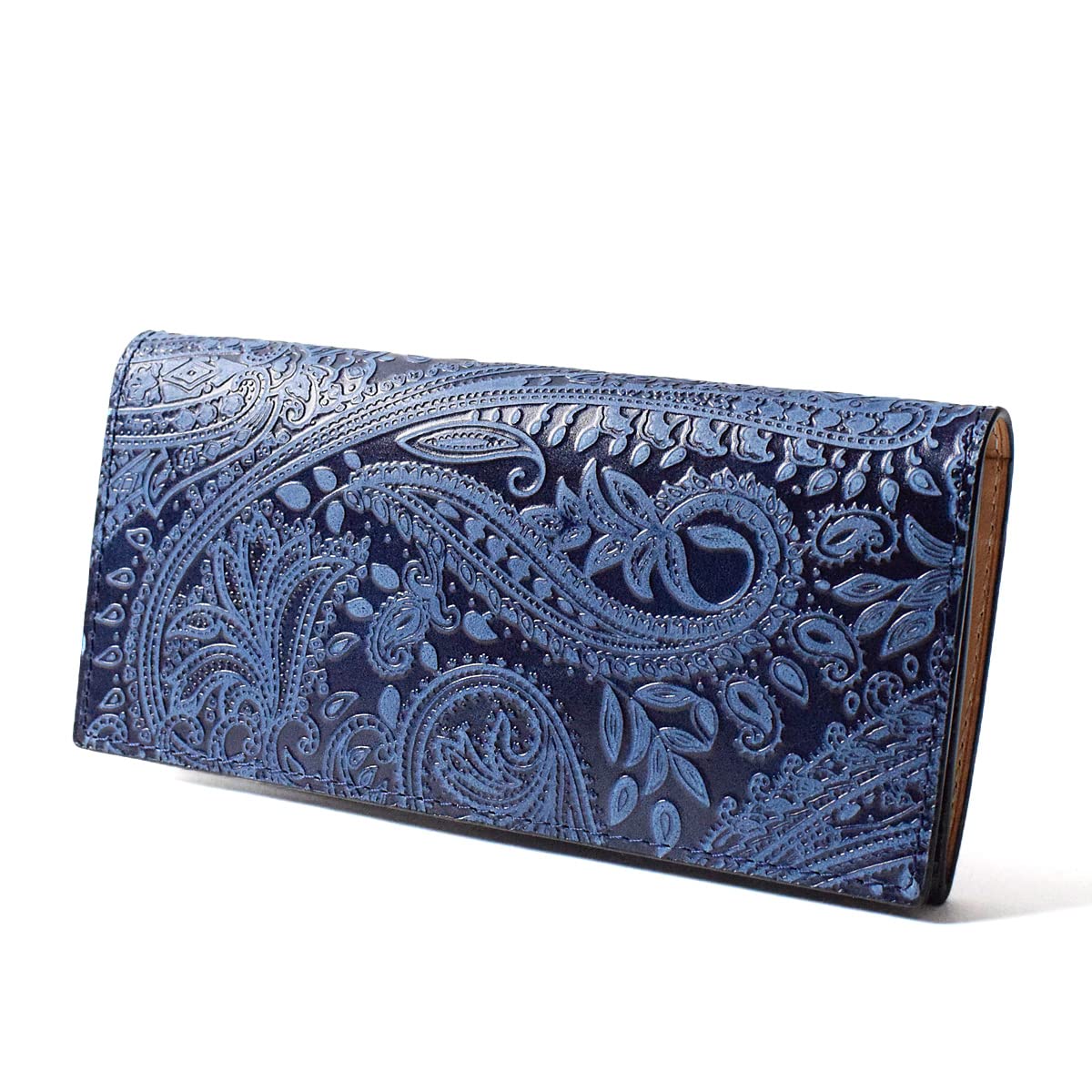 Длинный кошелек Baggy Port, Кожа, окрашенная индиго, с тисненым узором пейсли, ZYS-190 (Темно-синий)
Длинный кошелек Baggy Port, Кожа, окрашенная индиго, с тисненым узором пейсли, ZYS-190 (Темно-синий)