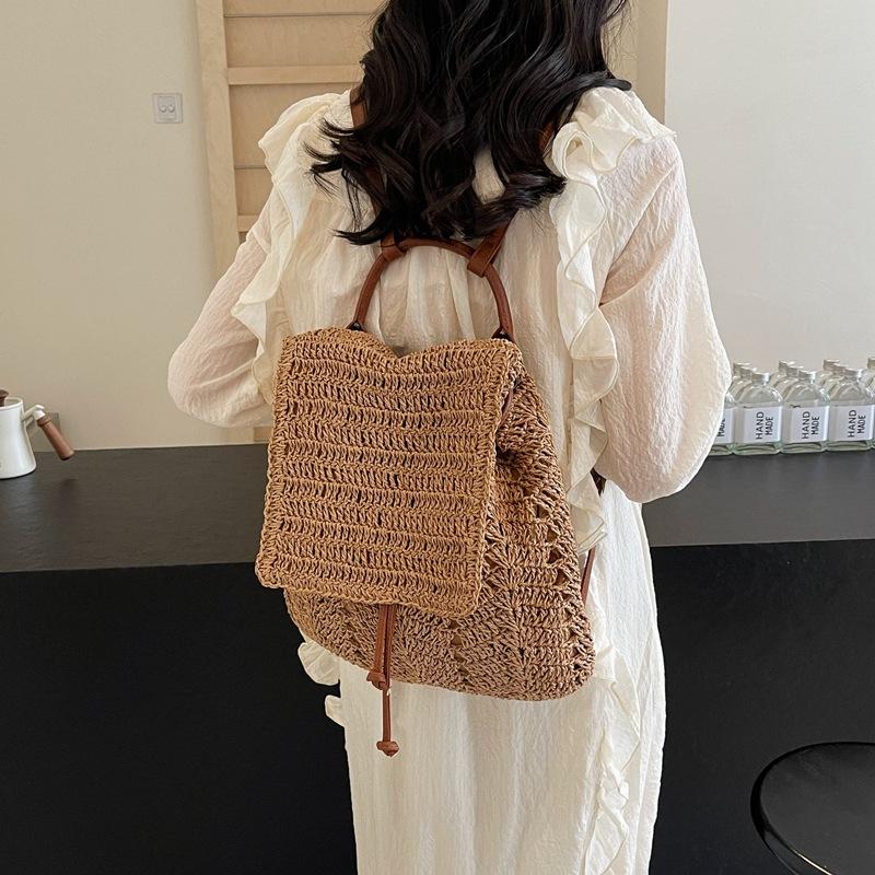 Textured straw bag women s summer new woven backpack large capacity fashion backpack хаки
Textured straw bag women s summer new woven backpack large capacity fashion backpack хаки