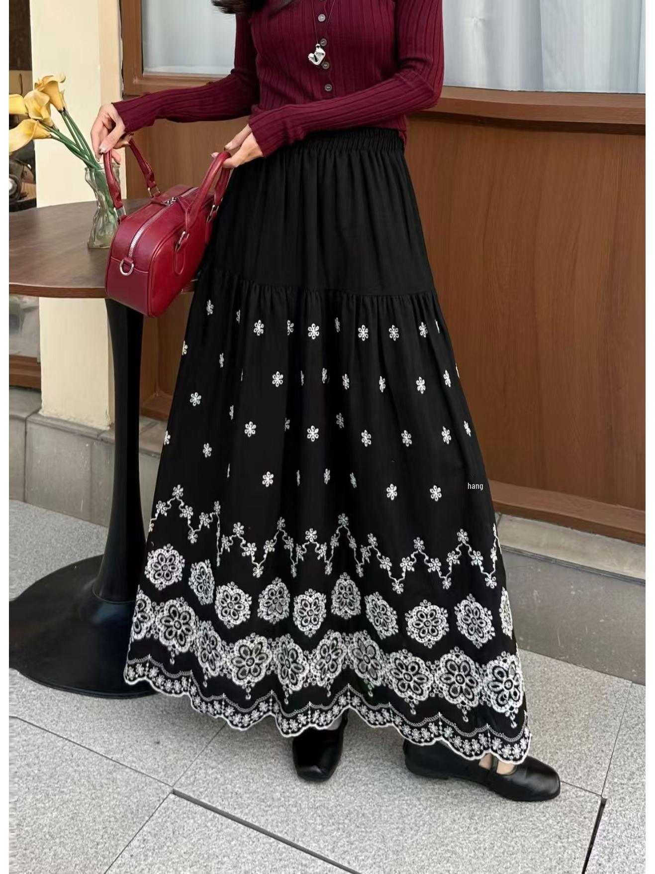 Women s Autumn Retro Chinese Embroidery Pleated A-line Lace Skirt One Size
Women s Autumn Retro Chinese Embroidery Pleated A-line Lace Skirt One Size