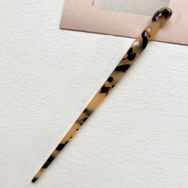 Chinese Punk Sword Shaped Hair Sticks Gothic Hairpin Fashion Simple Modern Headdress Back of The Head Pan Diy Hair Ornament
Chinese Punk Sword Shaped Hair Sticks Gothic Hairpin Fashion Simple Modern Headdress Back of The Head Pan Diy Hair Ornament