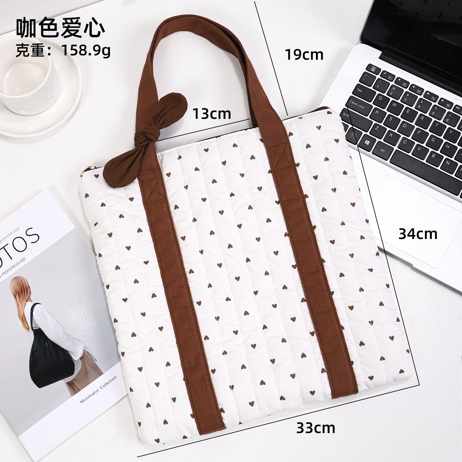 Корейская маленькая свежая простая любовь стеганая хлопковая сумка-тоут с вертикальной полоской сумка для компьютера для通勤 для женщин
Корейская маленькая свежая простая любовь стеганая хлопковая сумка-тоут с вертикальной полоской сумка для компьютера для通勤 для женщин