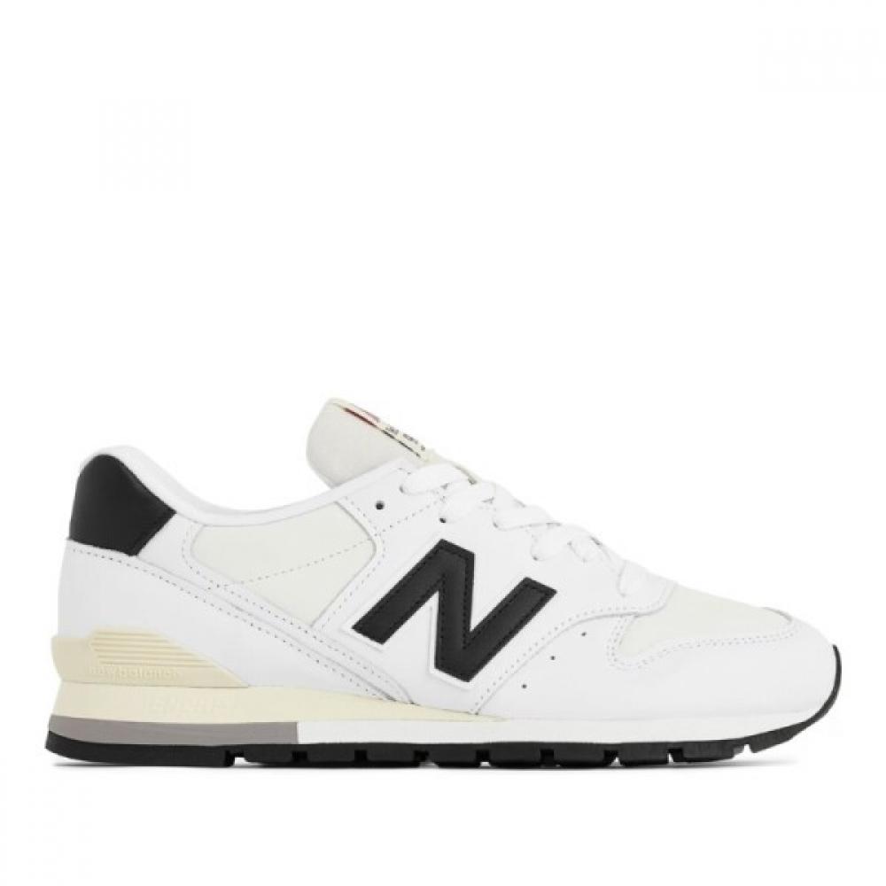 New Balance Sneakers U996tc White IT44.5
New Balance Sneakers U996tc White IT44.5