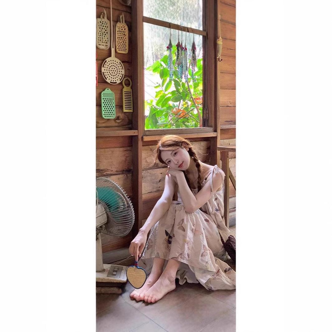 2024 Floral Butterfly Print Tie-Up Camisole Dress: Women s Mid-Length Casual Summer Dress Extra Large
2024 Floral Butterfly Print Tie-Up Camisole Dress: Women s Mid-Length Casual Summer Dress Extra Large