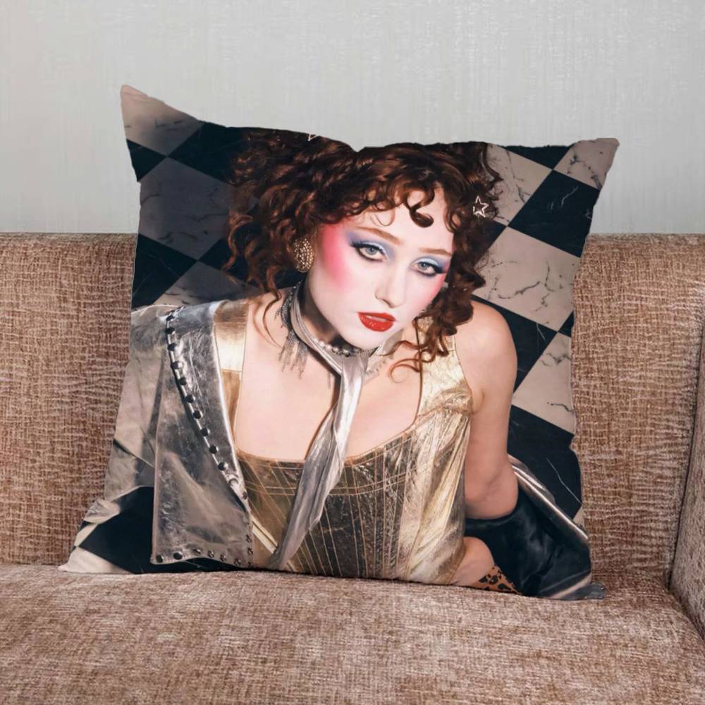 CChappell Singer RRoan Creative patterned pillowcases for interior decoration office living room home 30x30cm 12x12in
CChappell Singer RRoan Creative patterned pillowcases for interior decoration office living room home 30x30cm 12x12in