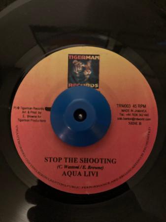 7-дюймовая пластинка LUKIE D, AQUA LEVI - Takes Time To Learn / Stop The Shoo TMR004 Tigerman Record 2003 Ямайка Регги, Ска и Даб Б/У
7-дюймовая пластинка LUKIE D, AQUA LEVI - Takes Time To Learn / Stop The Shoo TMR004 Tigerman Record 2003 Ямайка Регги, Ска и Даб Б/У