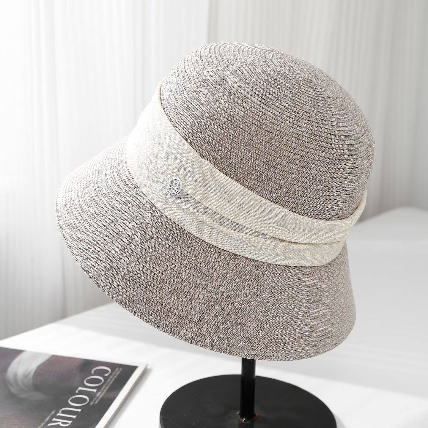 Summer travel fashion straw hat female shade fisherman hat travel vacation foldable beach hat show small face M(55-58cm)
Summer travel fashion straw hat female shade fisherman hat travel vacation foldable beach hat show small face M(55-58cm)