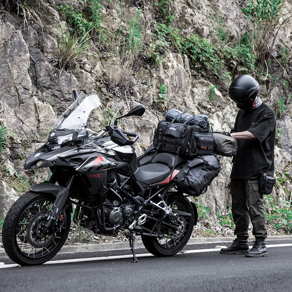 MT4060 Motorcycle Travel Luggage Expandable 40L to 60L Large Capacity Wear Resistant Trunk Rack Bag Outdoor Cycling Accessories Type A
MT4060 Motorcycle Travel Luggage Expandable 40L to 60L Large Capacity Wear Resistant Trunk Rack Bag Outdoor Cycling Accessories Type A
