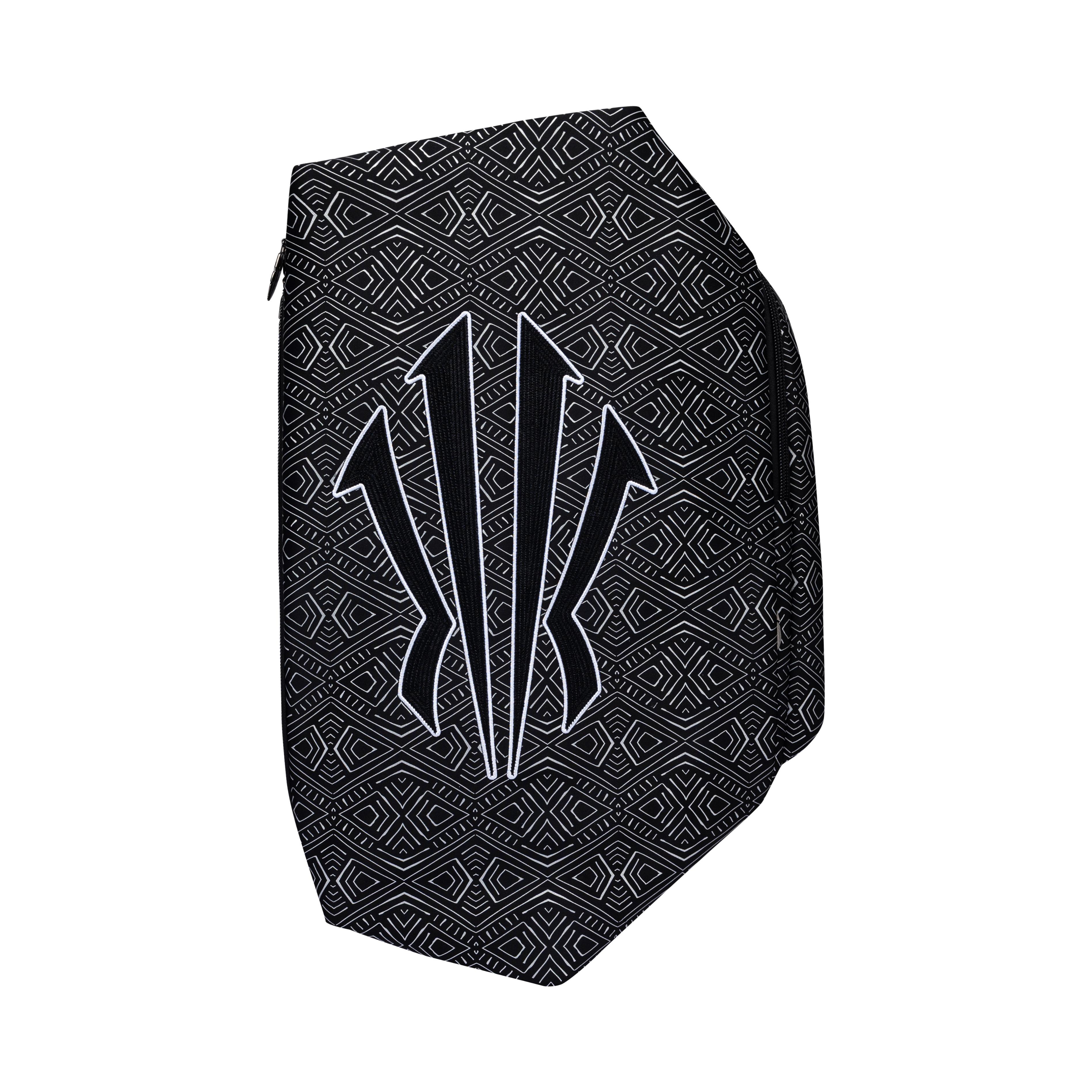 Anta Kyrie Series Versatile Trendy Sports Fabric Backpack Men Backpacks Black 192611151R-1 Basic Black
Anta Kyrie Series Versatile Trendy Sports Fabric Backpack Men Backpacks Black 192611151R-1 Basic Black