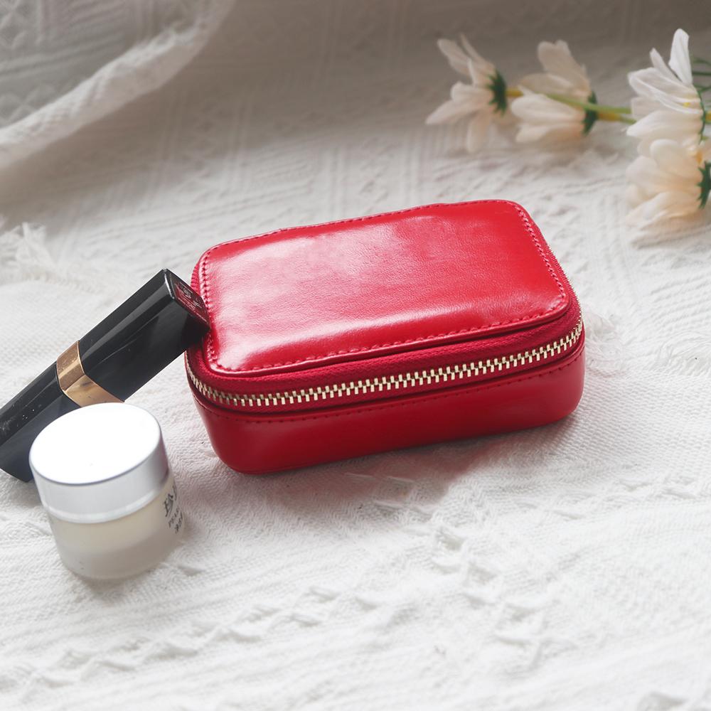 Custom Initials Luxury Cosmetic Case Genuine Leather Engrave Name Fashion Small Portable Mirror Travel Make Up Jewelry Case червоний
Custom Initials Luxury Cosmetic Case Genuine Leather Engrave Name Fashion Small Portable Mirror Travel Make Up Jewelry Case червоний