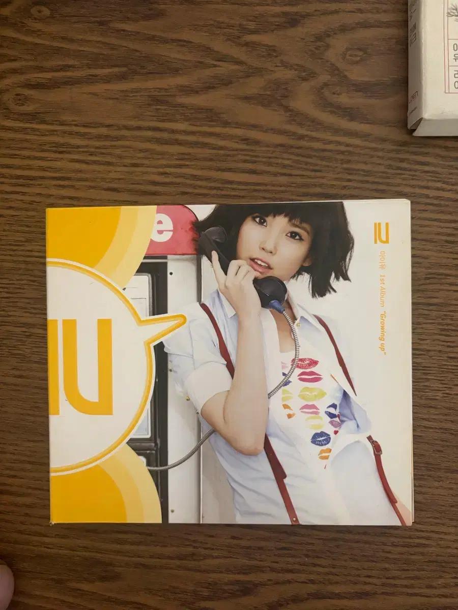 IU Growing Up 1st Album Used
IU Growing Up 1st Album Used