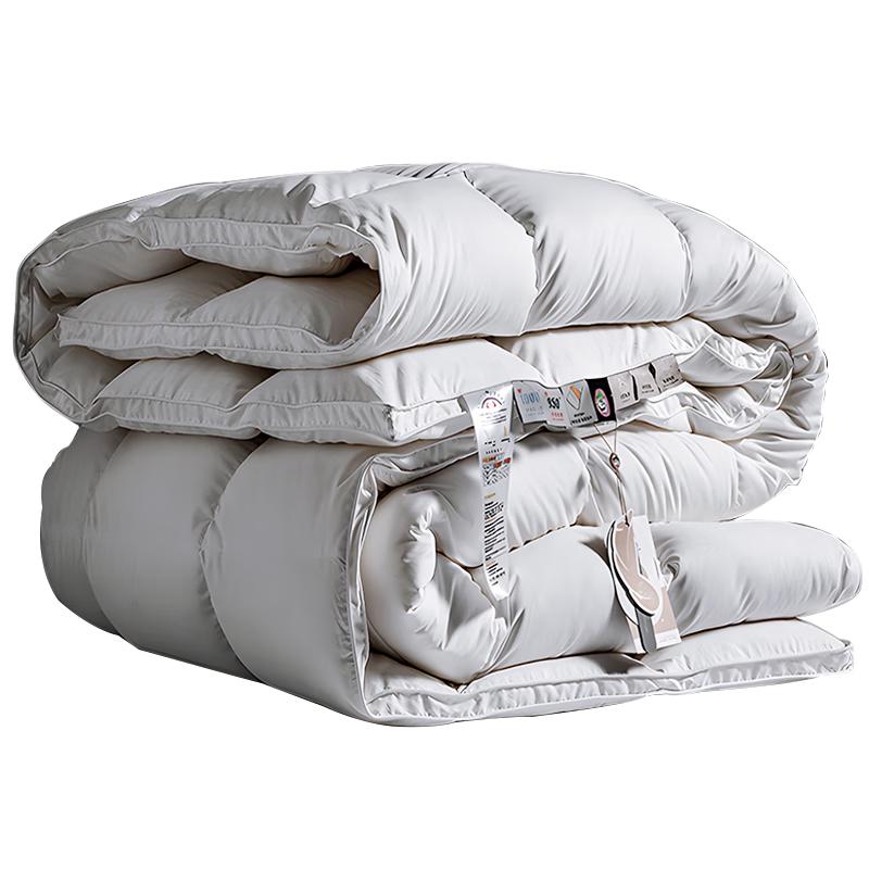 Muji 100% White Goose Feather Winter Duvet 200cm x 230cm
Muji 100% White Goose Feather Winter Duvet 200cm x 230cm