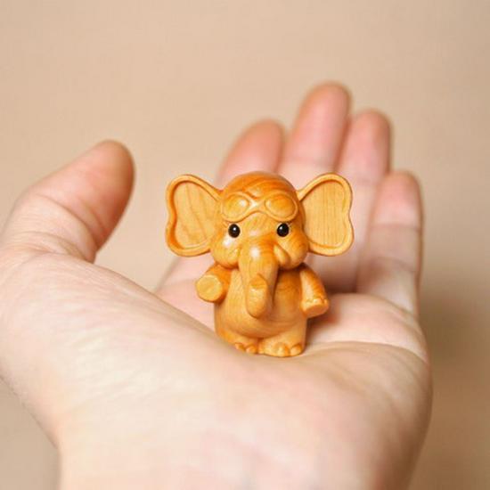 Bai Wood Carving: Cute Flying Elephant Ornament - Handmade Gift for Kids, Mascot & Home Decor Standard Size
Bai Wood Carving: Cute Flying Elephant Ornament - Handmade Gift for Kids, Mascot & Home Decor Standard Size