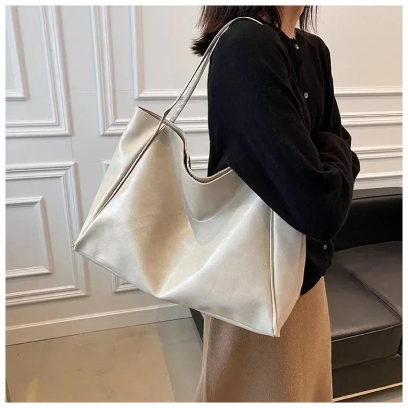 Women s Handbagl Fashiable Underarm Bag Large-capacity Soft PU Leather Shoulder Bag Retro Crossbody Bag Casual Bucket Bag бежевий
Women s Handbagl Fashiable Underarm Bag Large-capacity Soft PU Leather Shoulder Bag Retro Crossbody Bag Casual Bucket Bag бежевий