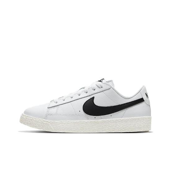 Nike Blazer Low GS White Black CZ7106-101 EU 38.5 коричневый/белый
Nike Blazer Low GS White Black CZ7106-101 EU 38.5 коричневый/белый