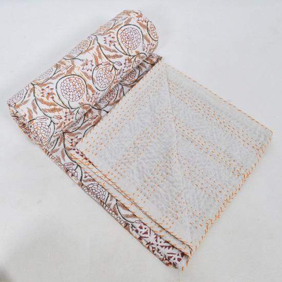 Индийское хлопковое одеяло Kantha ручной работы, ручное одеяло Kantha, покрывало, покрывало с цветочным принтом, один размер, хлопковое одеяло Kantha
Индийское хлопковое одеяло Kantha ручной работы, ручное одеяло Kantha, покрывало, покрывало с цветочным принтом, один размер, хлопковое одеяло Kantha