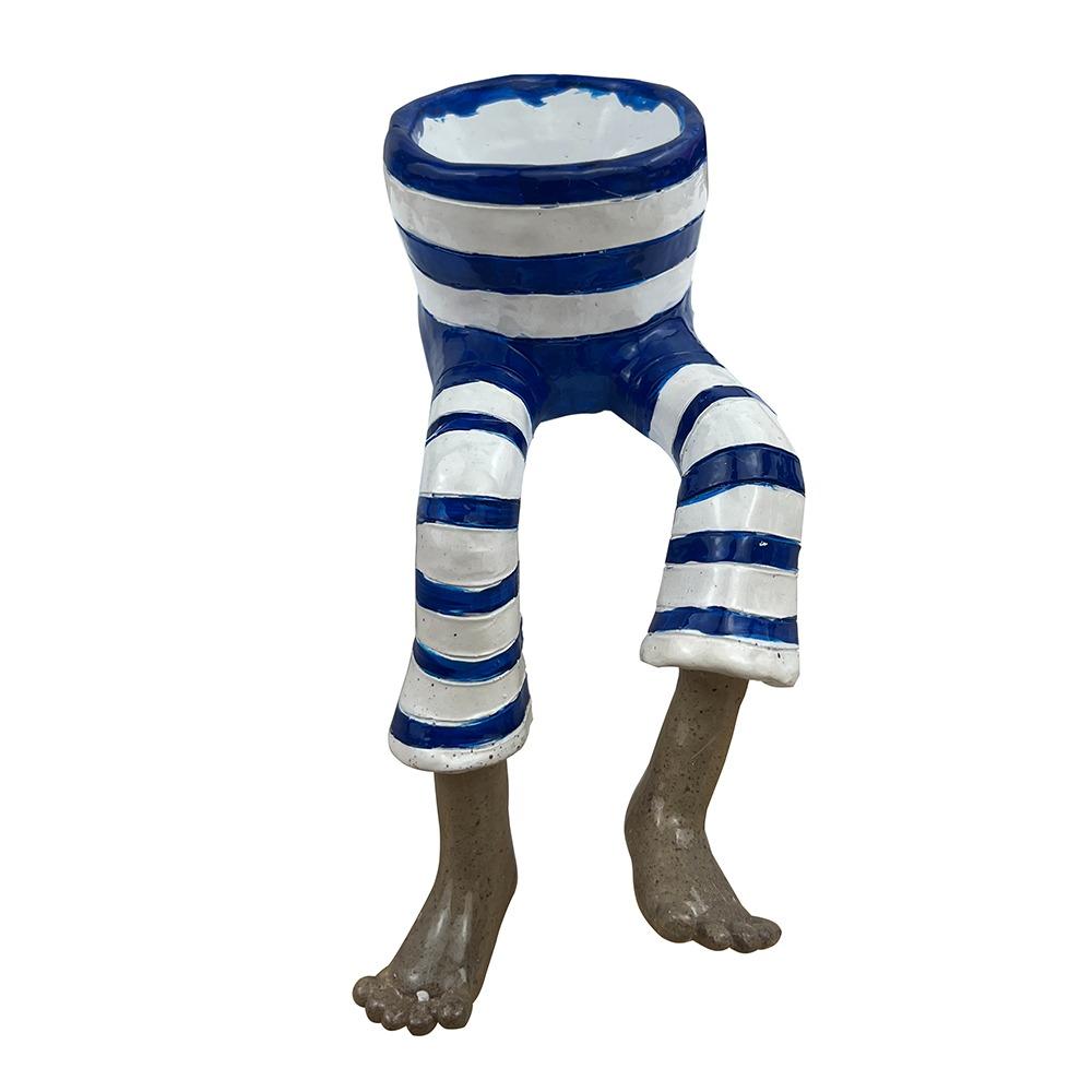Resin Sitting Legs-Shaped Flowerpots Cute Skirt Pants Cantilevered Plant Pots Creative Unique Leggy Planter for Indoor Plants
Resin Sitting Legs-Shaped Flowerpots Cute Skirt Pants Cantilevered Plant Pots Creative Unique Leggy Planter for Indoor Plants
