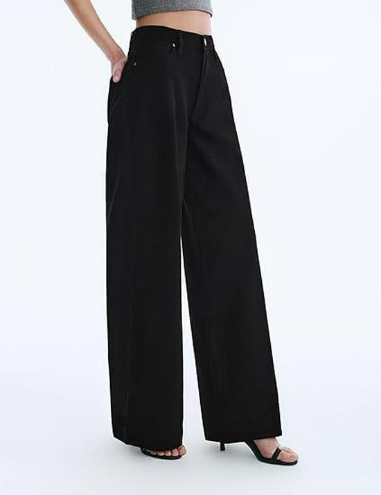 2026 Spring High-Waist Wide-Leg Washed Denim Pants for Women – Hip-Lifting, Relaxed Fit XL чорний
2026 Spring High-Waist Wide-Leg Washed Denim Pants for Women – Hip-Lifting, Relaxed Fit XL чорний